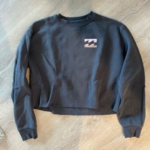 Billabong crew neck sweat shirt size M